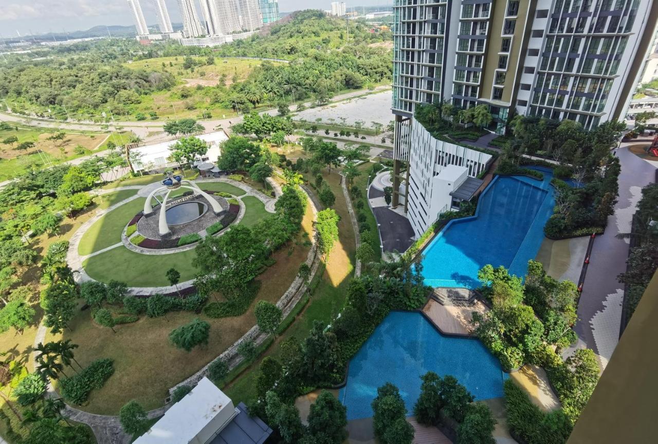 The Elysia Suites 努沙再也 外观 照片