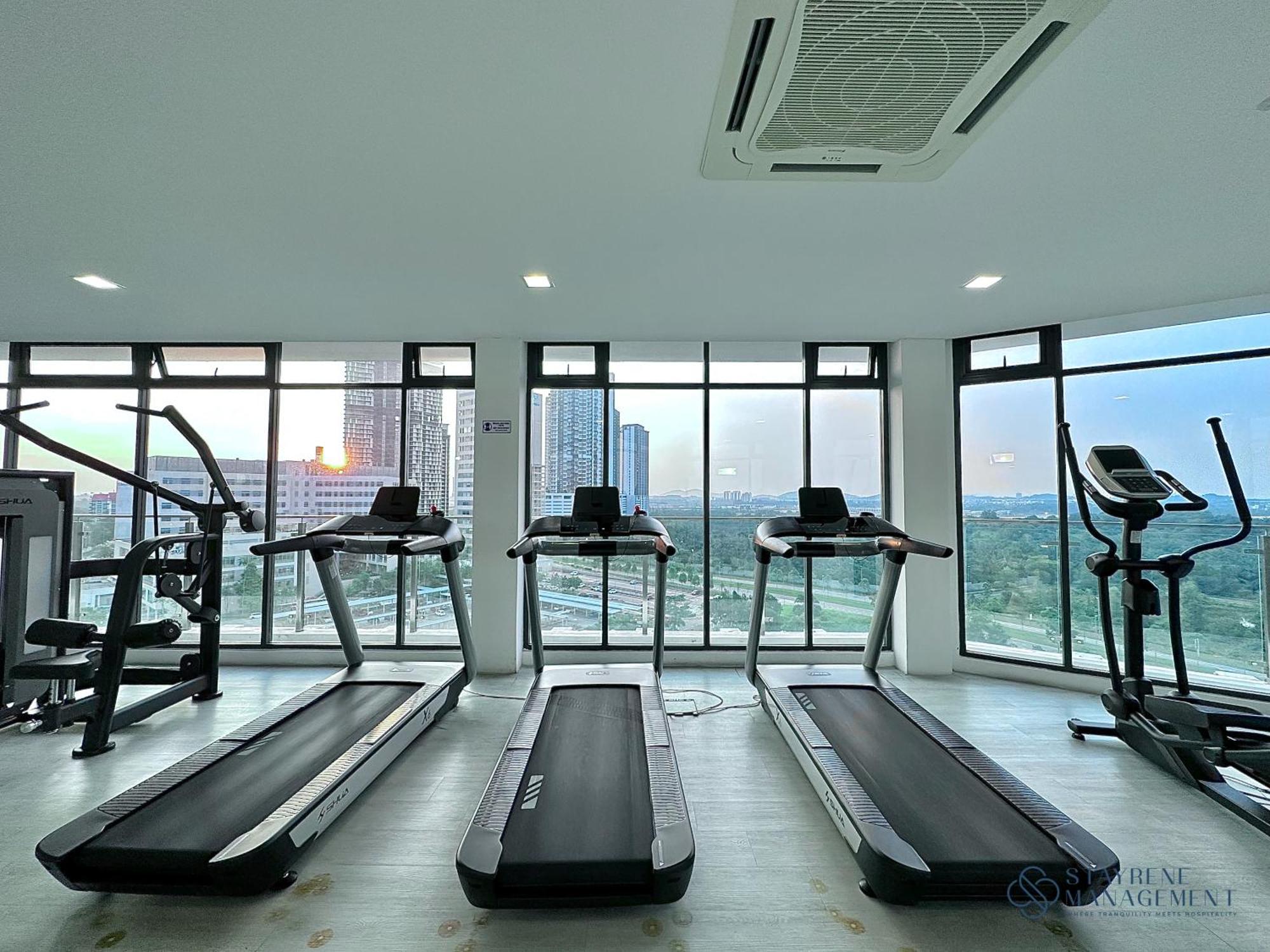 The Elysia Suites 努沙再也 外观 照片