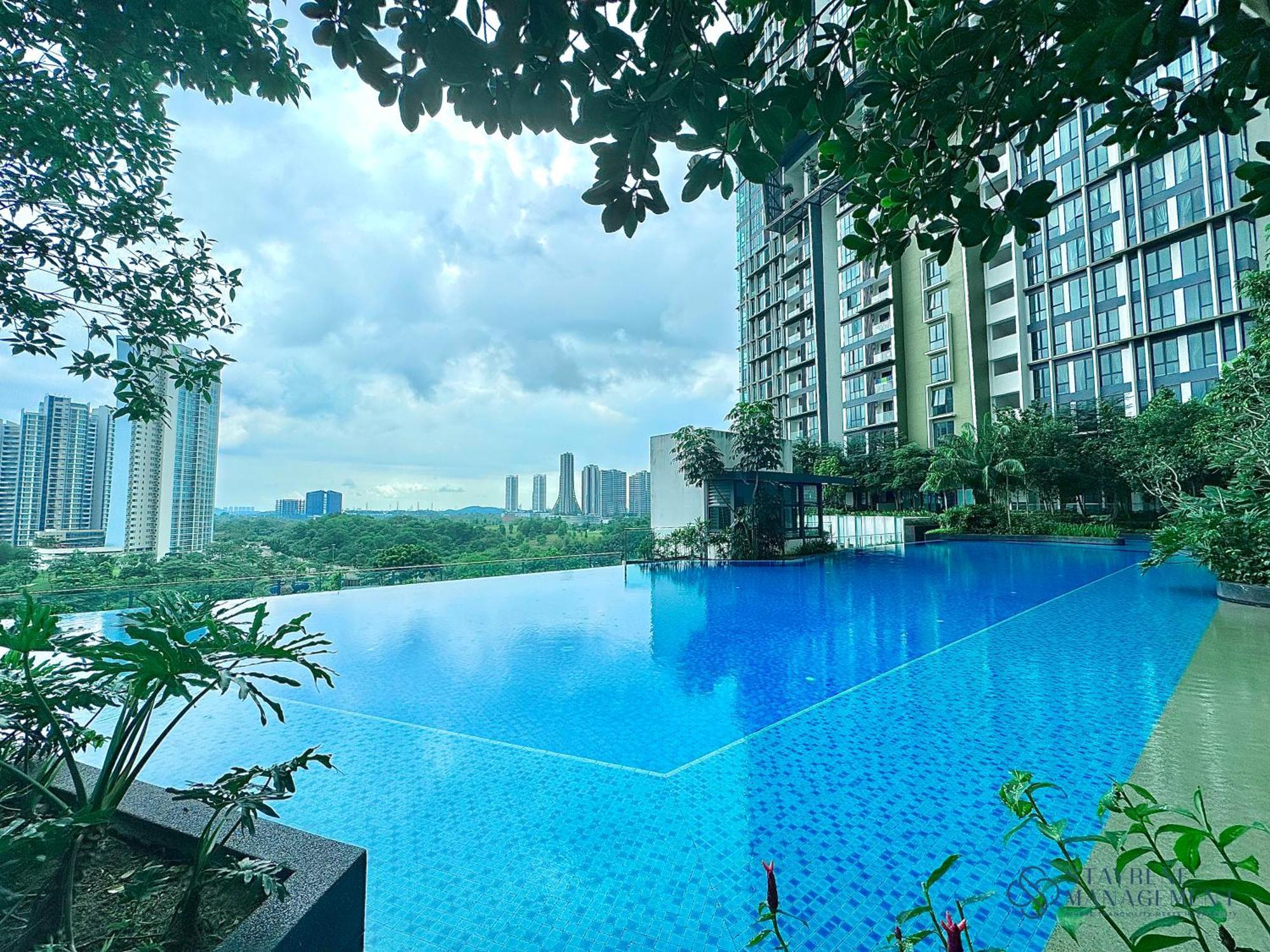 The Elysia Suites 努沙再也 外观 照片