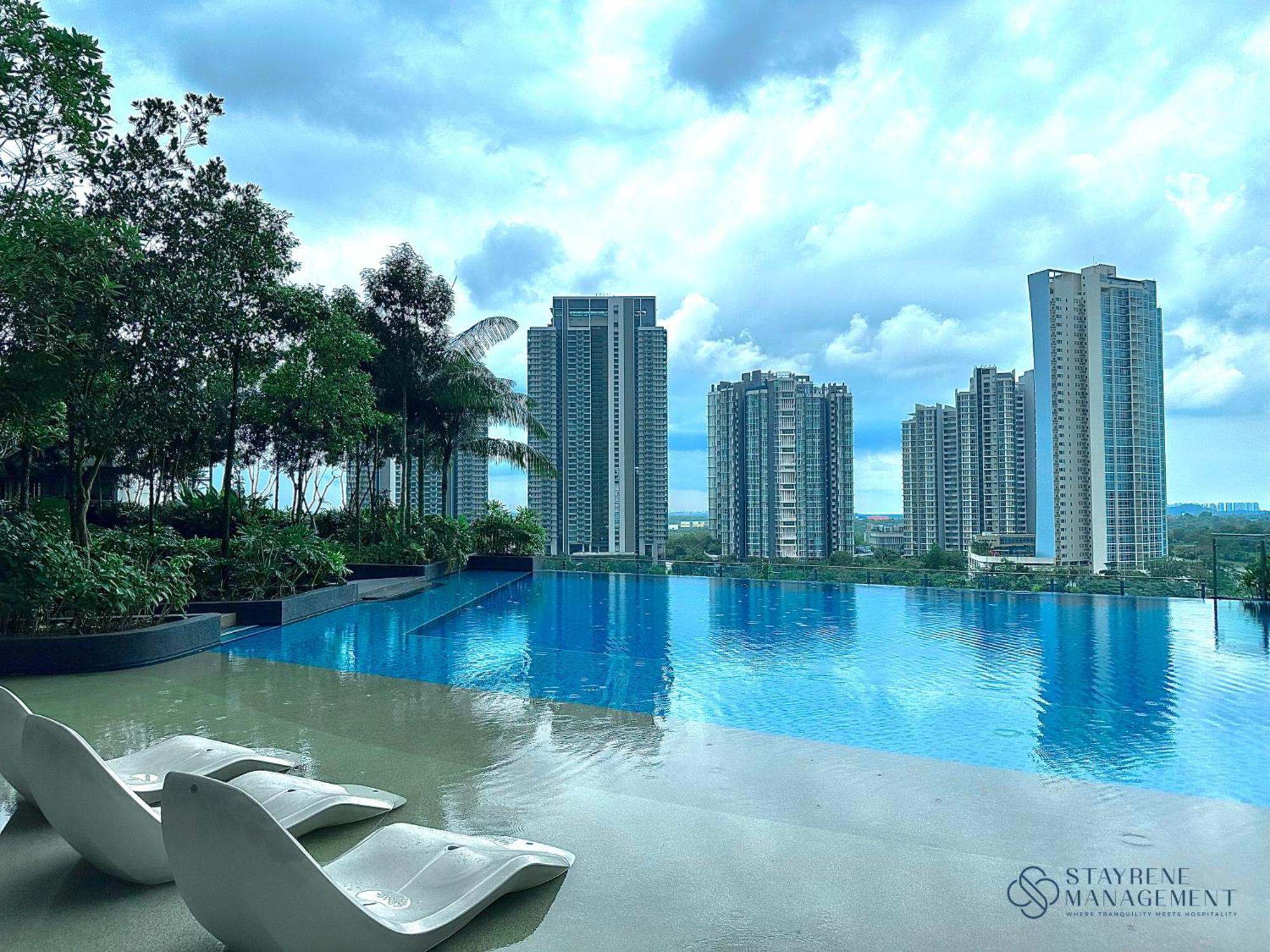 The Elysia Suites 努沙再也 外观 照片